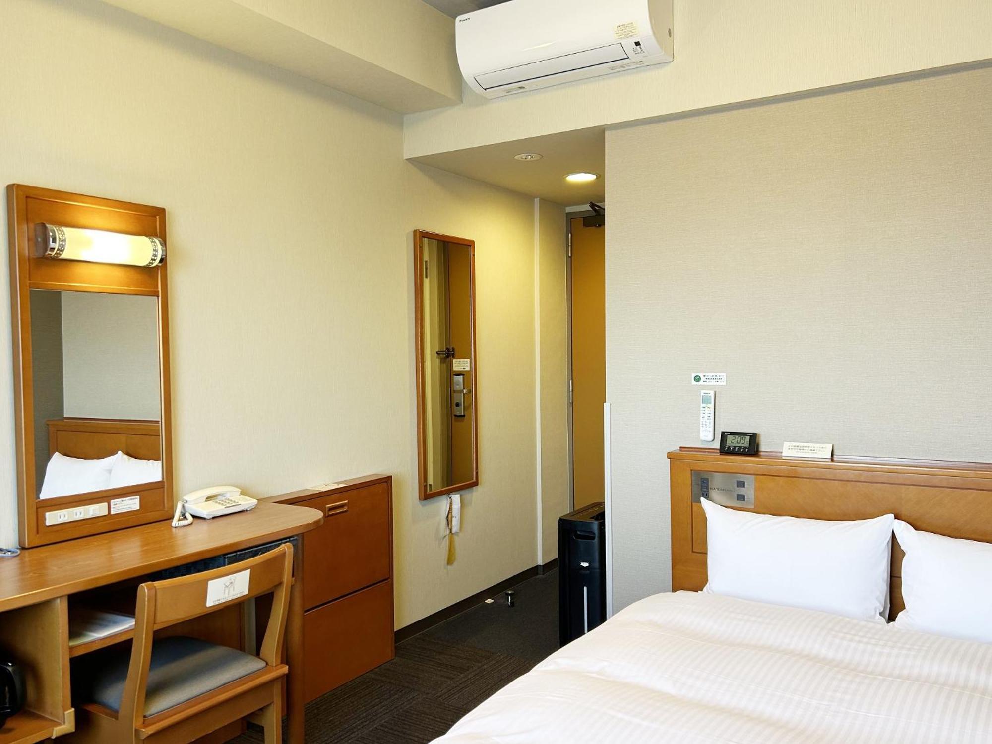 Hotel Route-Inn Chiryu -Kokudou 1 Gou- Екстериор снимка